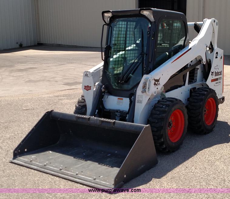 image for item F7775 2014 Bobcat S590 skid steer