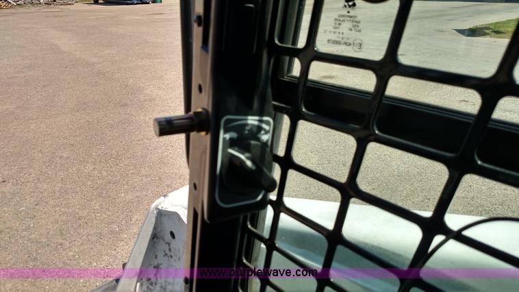 image for item F7775 2014 Bobcat S590 skid steer