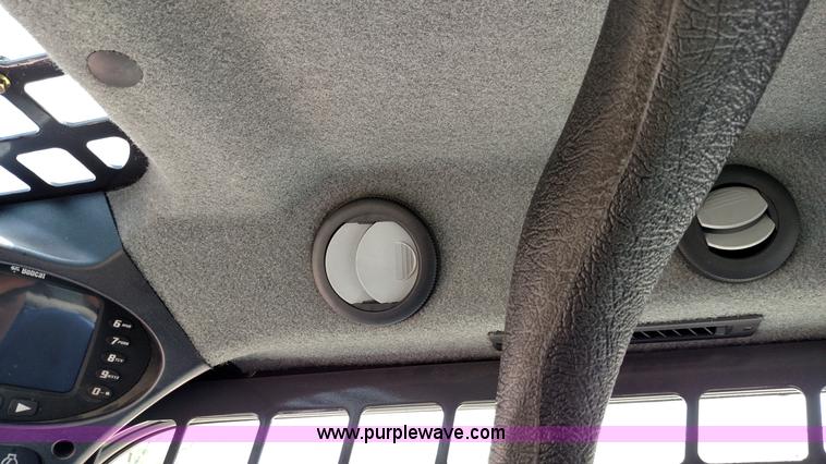 image for item F7775 2014 Bobcat S590 skid steer