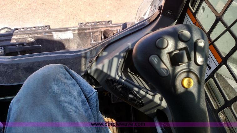 image for item F7775 2014 Bobcat S590 skid steer