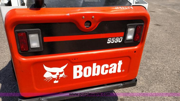 image for item F7775 2014 Bobcat S590 skid steer