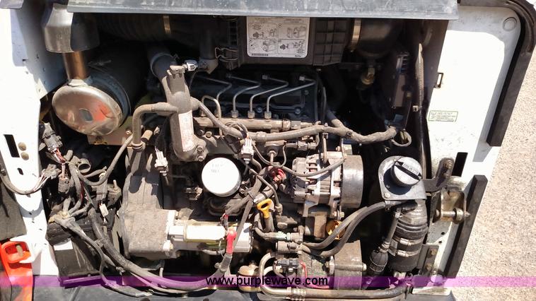 image for item F7775 2014 Bobcat S590 skid steer