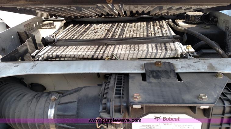 image for item F7775 2014 Bobcat S590 skid steer