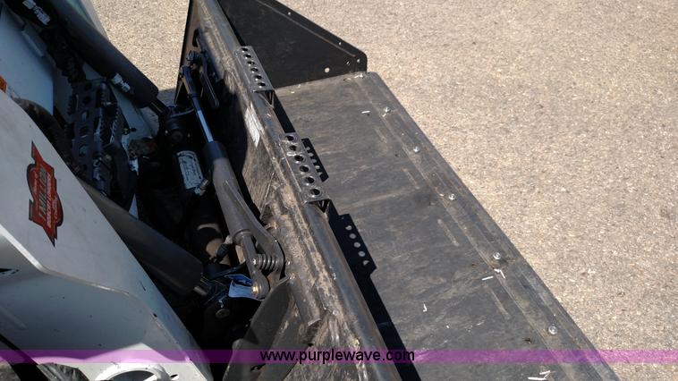 image for item F7775 2014 Bobcat S590 skid steer