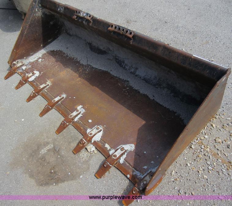 image for item G6540 80"W skid steer bucket