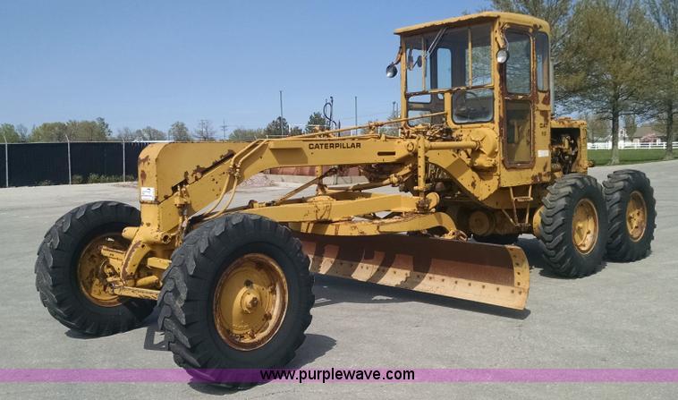 image for item G6574 1968 Caterpillar 112E motor grader