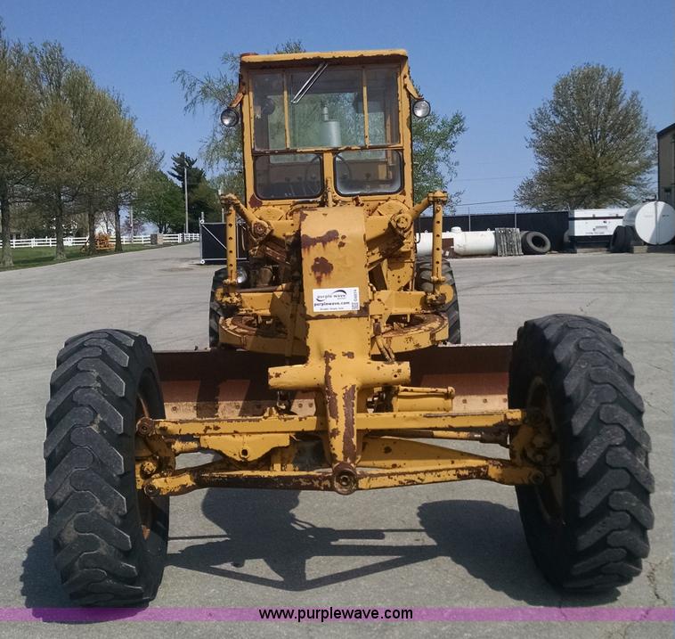 image for item G6574 1968 Caterpillar 112E motor grader
