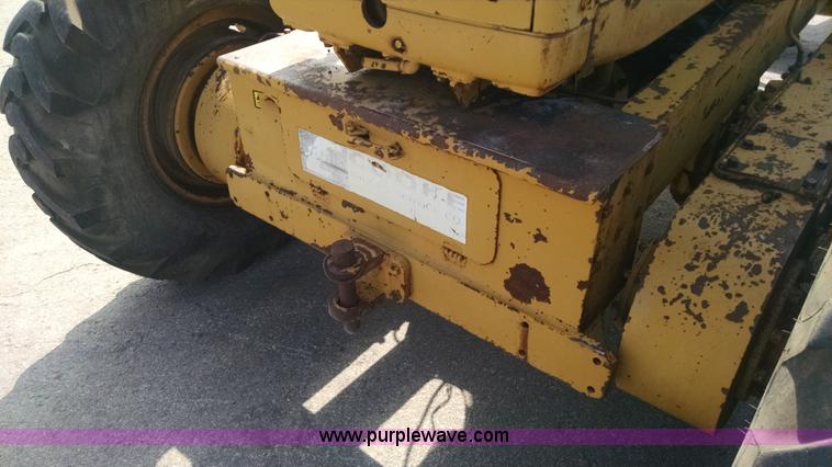 image for item G6574 1968 Caterpillar 112E motor grader