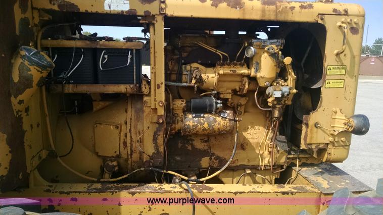image for item G6574 1968 Caterpillar 112E motor grader