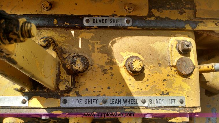 image for item G6574 1968 Caterpillar 112E motor grader