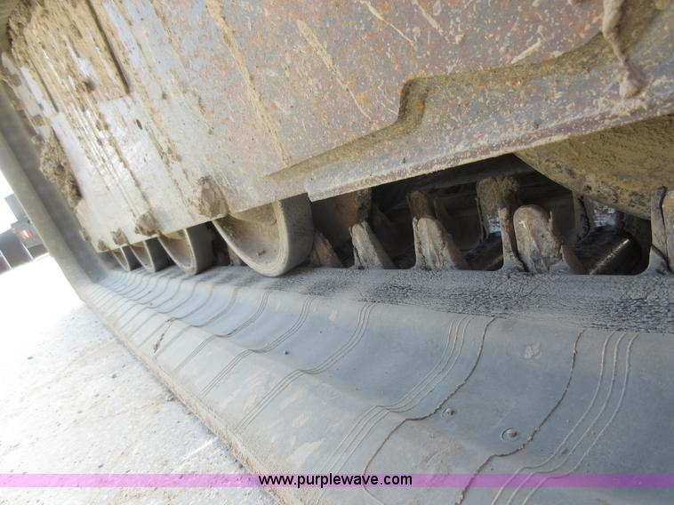 image for item G6577 2004 Bobcat T250 skid steer