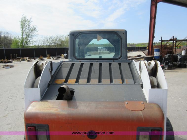 image for item G6577 2004 Bobcat T250 skid steer