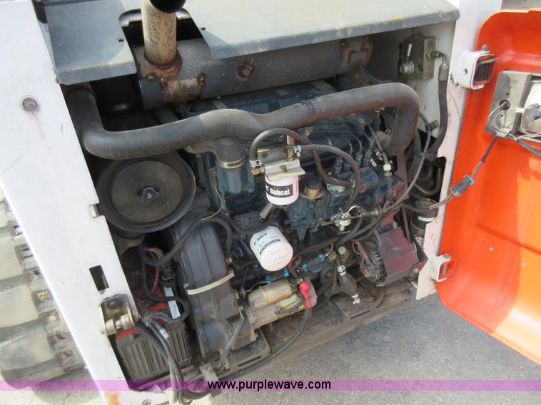 image for item G6577 2004 Bobcat T250 skid steer