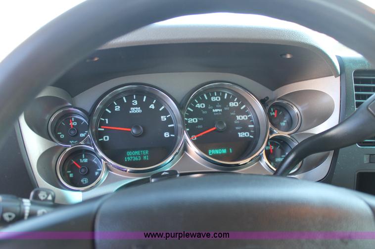 image for item H1507 2010 Chevrolet Silverado 3500 Ext. Cab utility truck with crane