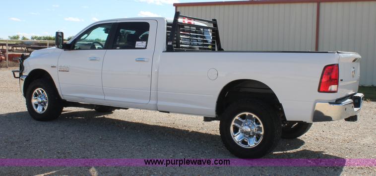 image for item H1508 2014 Dodge Ram 2500 Crew Cab pickup truck