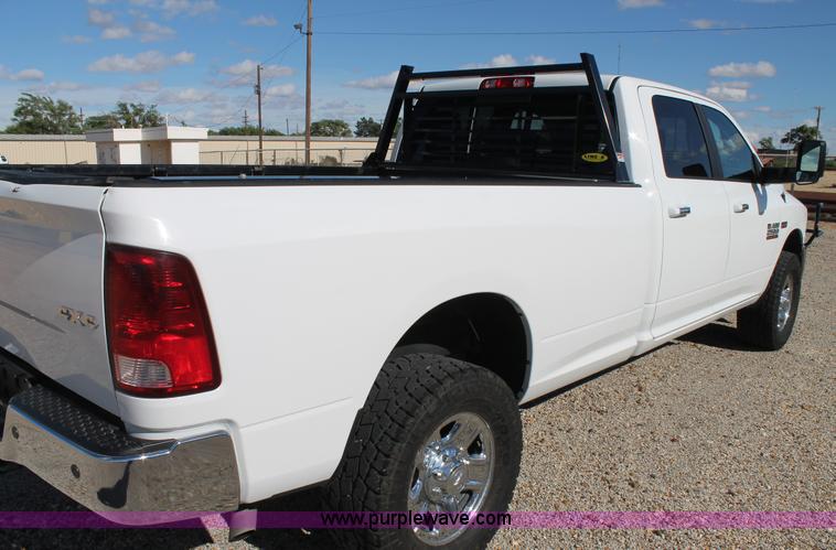 image for item H1508 2014 Dodge Ram 2500 Crew Cab pickup truck