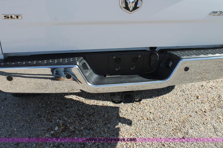 image for item H1508 2014 Dodge Ram 2500 Crew Cab pickup truck