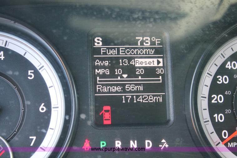 image for item H1508 2014 Dodge Ram 2500 Crew Cab pickup truck