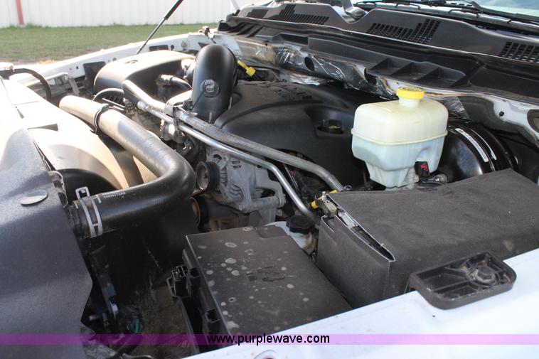 image for item H1508 2014 Dodge Ram 2500 Crew Cab pickup truck