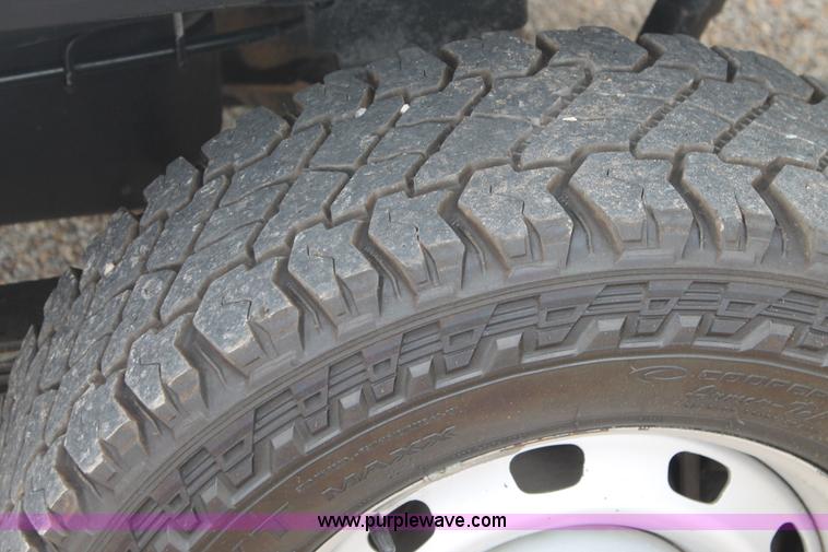 image for item H1509 2011 Dodge Ram 2500 Crew Cab pickup truck