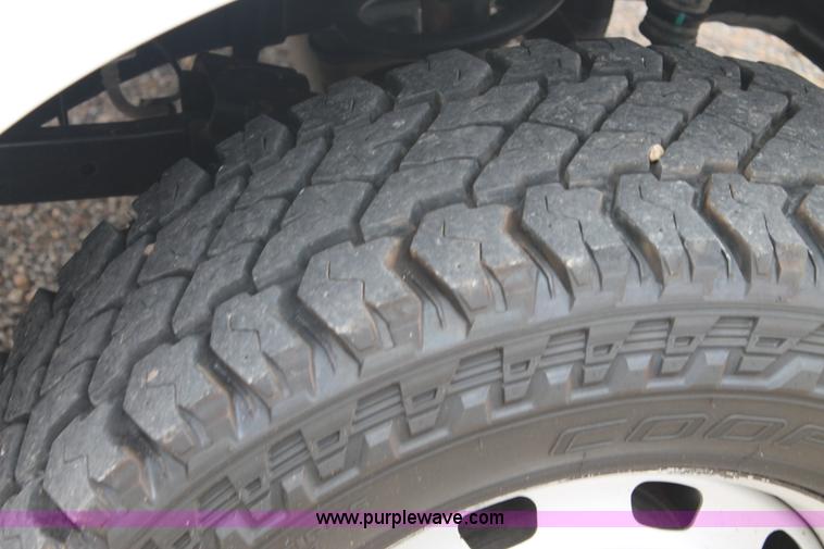 image for item H1509 2011 Dodge Ram 2500 Crew Cab pickup truck