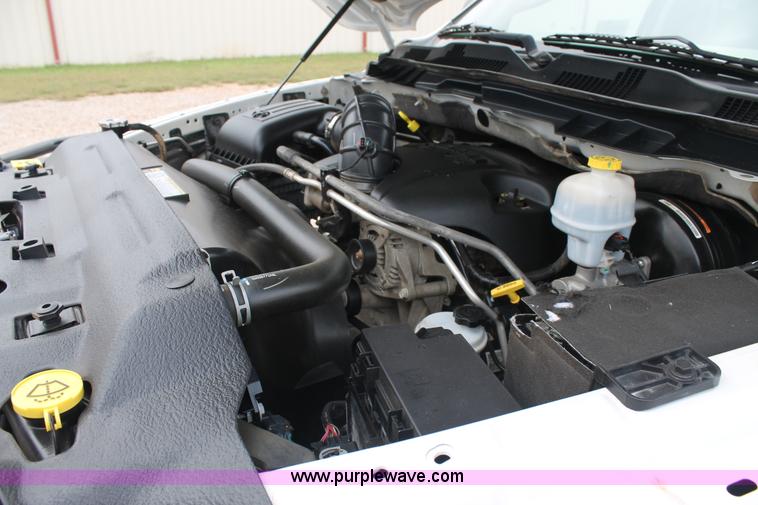 image for item H1509 2011 Dodge Ram 2500 Crew Cab pickup truck