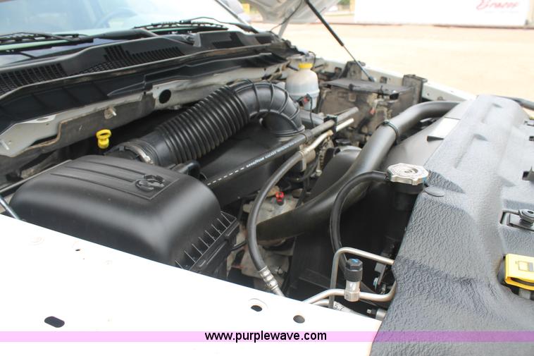 image for item H1509 2011 Dodge Ram 2500 Crew Cab pickup truck