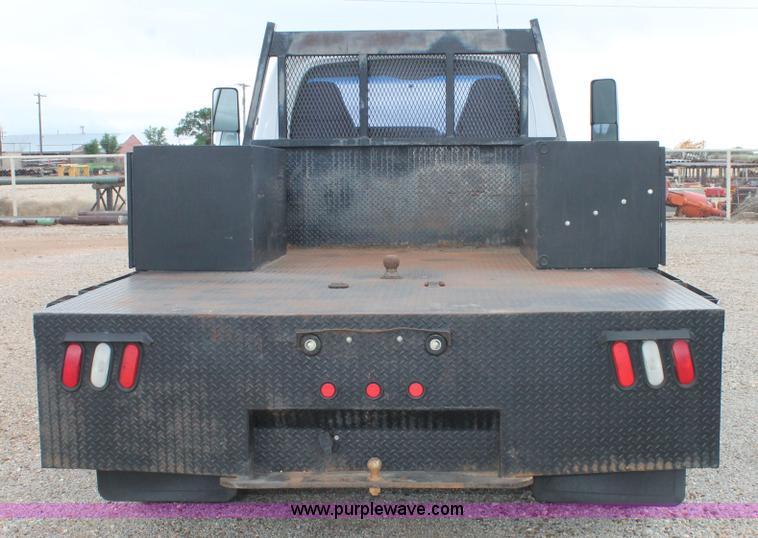 image for item H1510 2008 Chevrolet C4500 flatbed truck