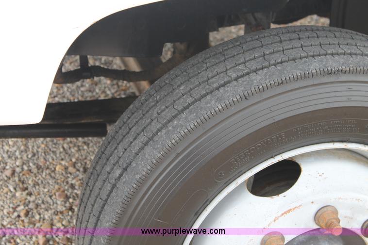 image for item H1510 2008 Chevrolet C4500 flatbed truck