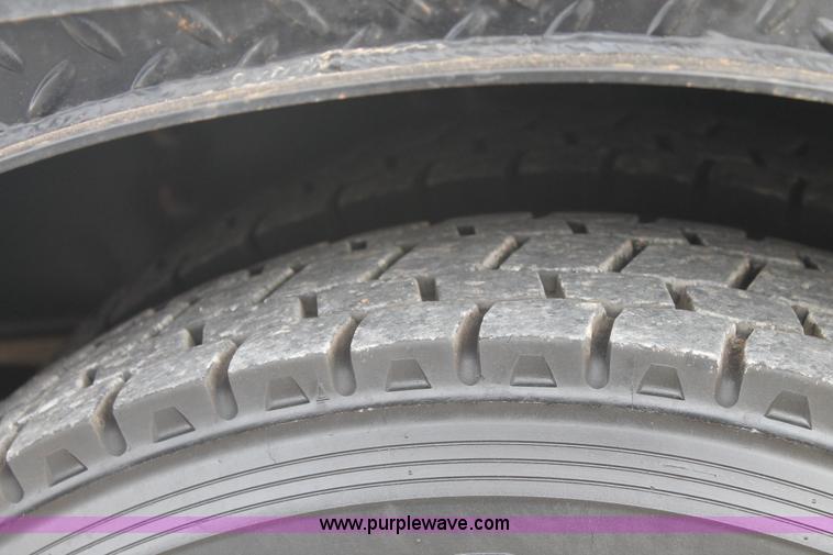 image for item H1510 2008 Chevrolet C4500 flatbed truck