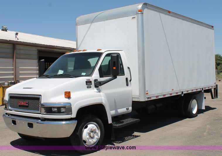 image for item H1512 2008 GMC C5500 box truck