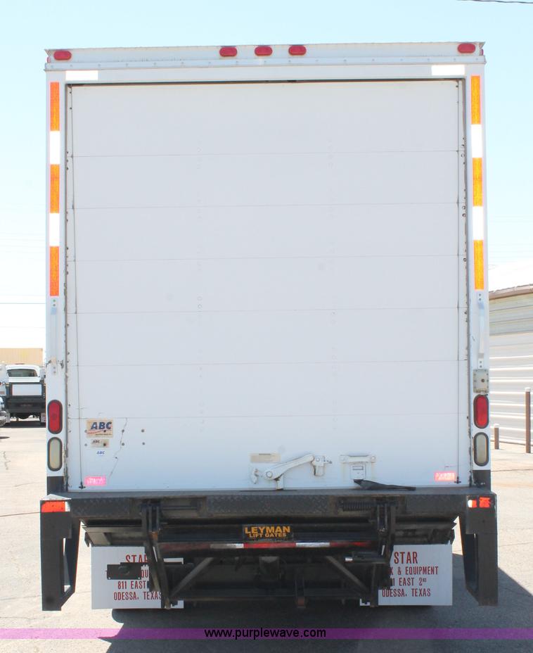 image for item H1512 2008 GMC C5500 box truck