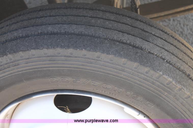 image for item H1512 2008 GMC C5500 box truck