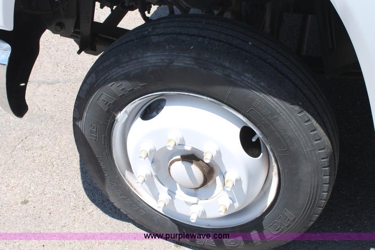 image for item H1512 2008 GMC C5500 box truck
