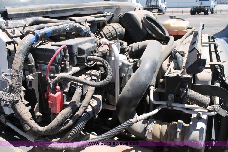 image for item H1512 2008 GMC C5500 box truck