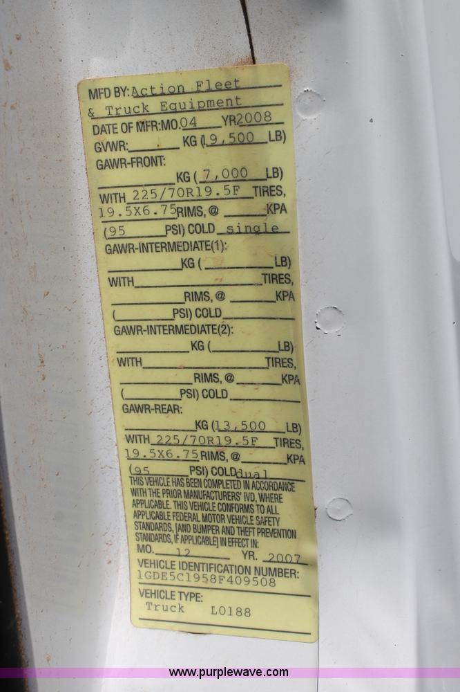 image for item H1512 2008 GMC C5500 box truck