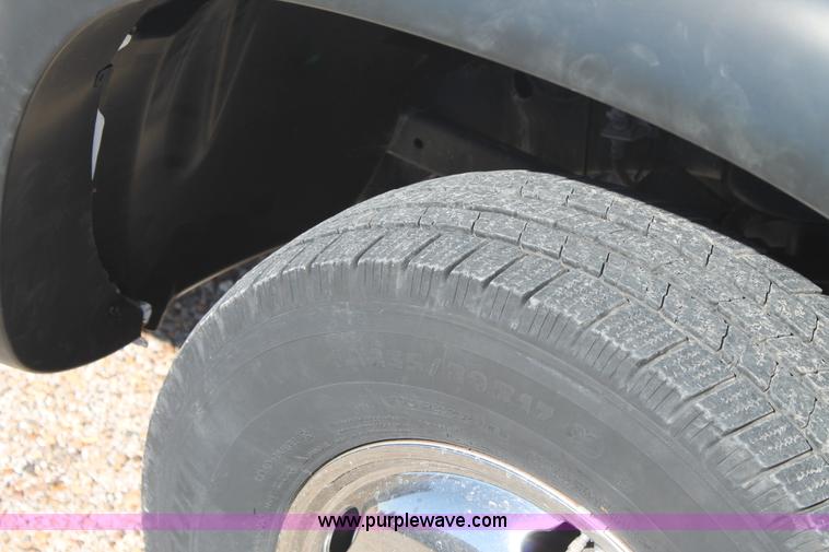 image for item H1515 2010 Dodge Ram 3500 Quad Cab utilty truck