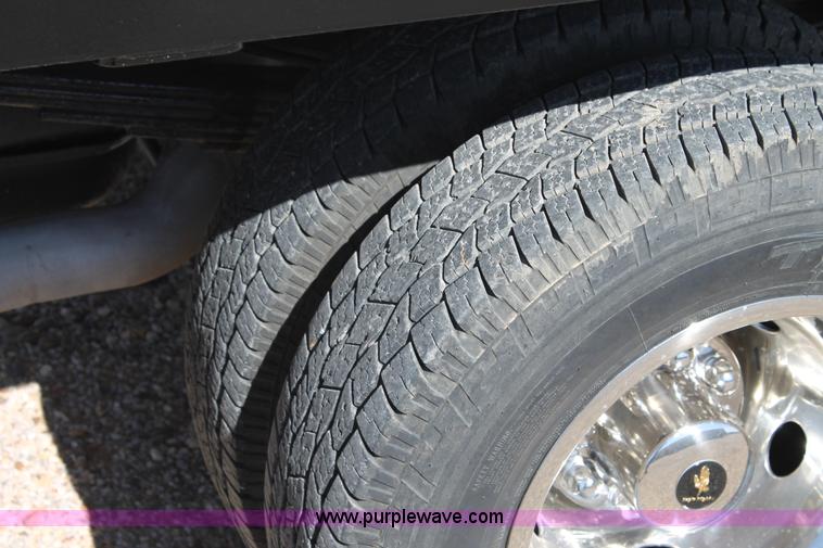 image for item H1515 2010 Dodge Ram 3500 Quad Cab utilty truck