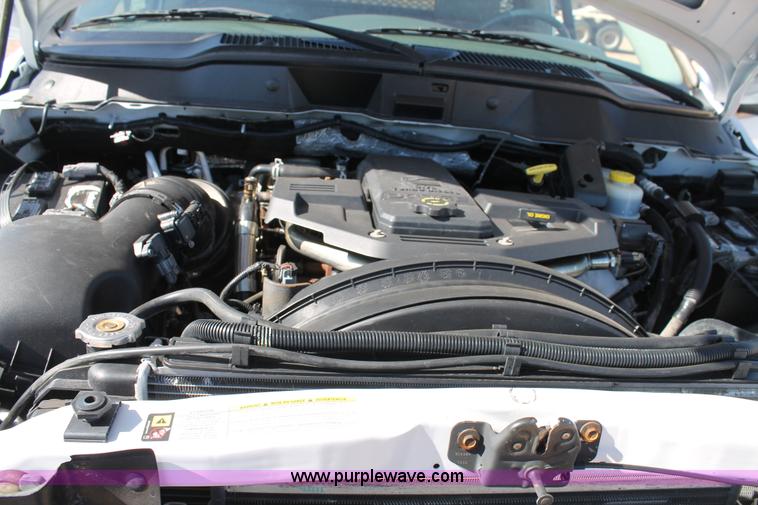 image for item H1515 2010 Dodge Ram 3500 Quad Cab utilty truck