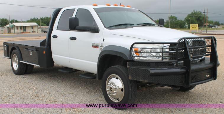 image for item H1517 2008 Dodge Ram 5500 Quad Cab utility truck