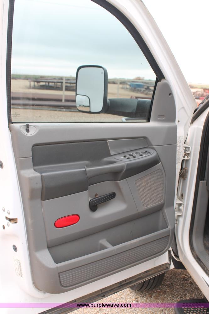 image for item H1517 2008 Dodge Ram 5500 Quad Cab utility truck