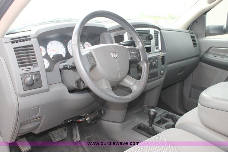 image for item H1517 2008 Dodge Ram 5500 Quad Cab utility truck