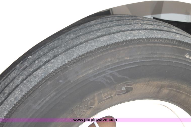 image for item H1520 2009 Sterling 360 utility truck