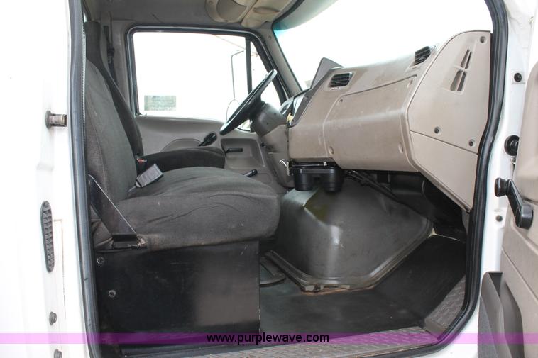 image for item H1520 2009 Sterling 360 utility truck