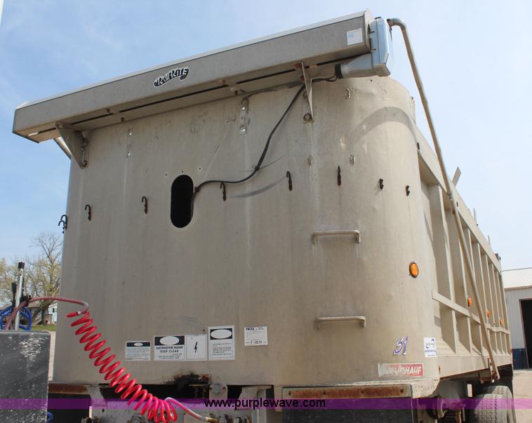 image for item H2664 1985 Freuhauf aluminum end dump trailer