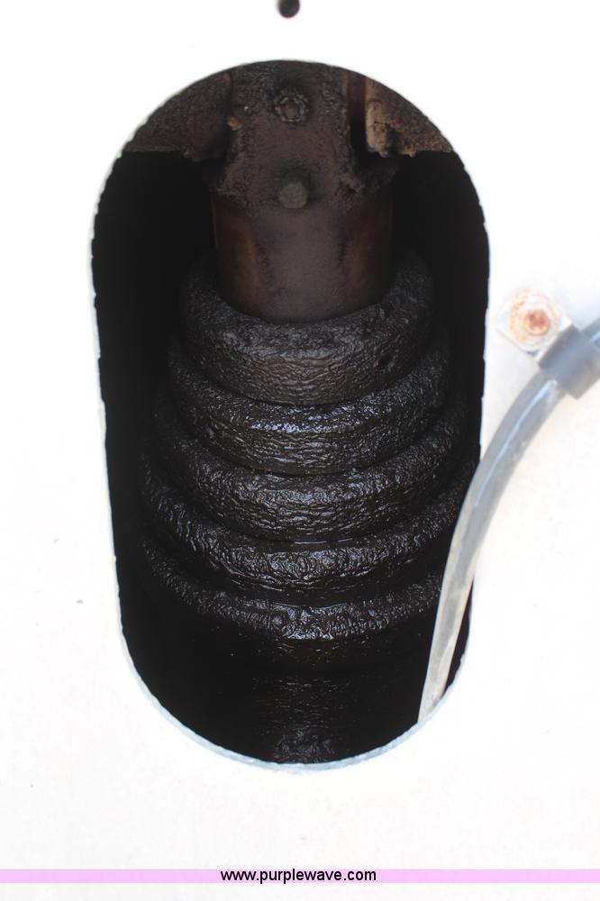 image for item H2664 1985 Freuhauf aluminum end dump trailer