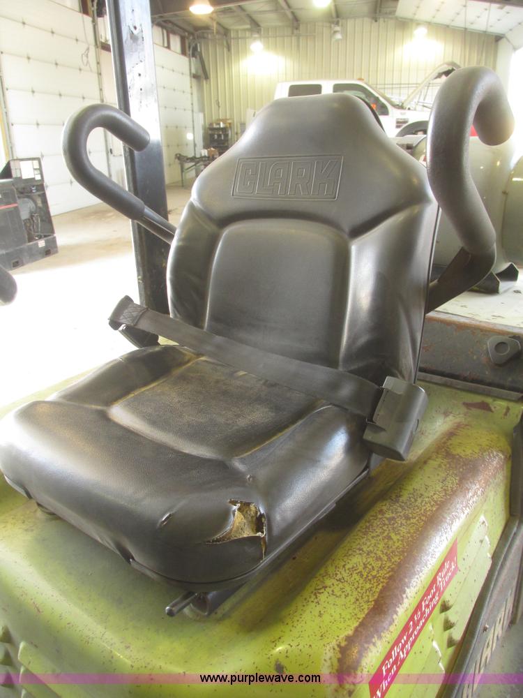 image for item H4655 Clark CGP30 forklift