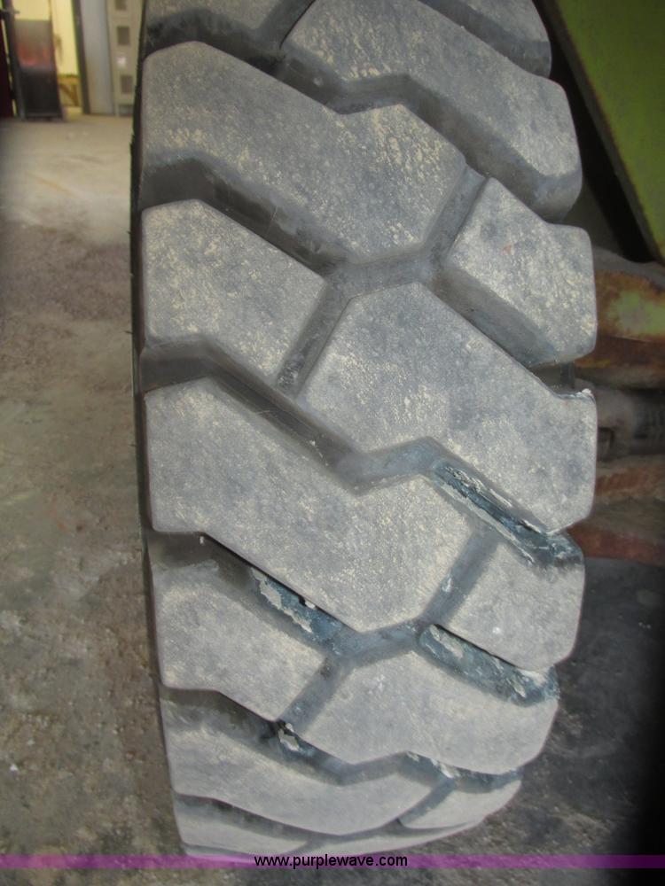 image for item H4655 Clark CGP30 forklift