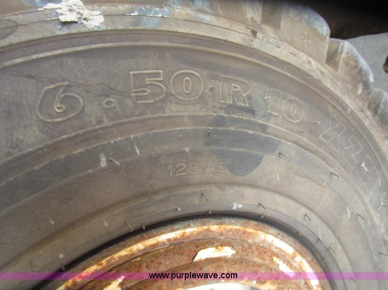 image for item H4655 Clark CGP30 forklift