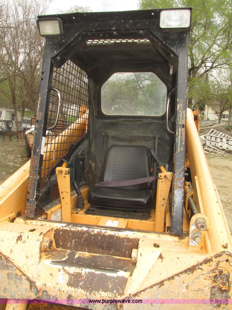 image for item H4661 1996 Mustang 2060 skid steer